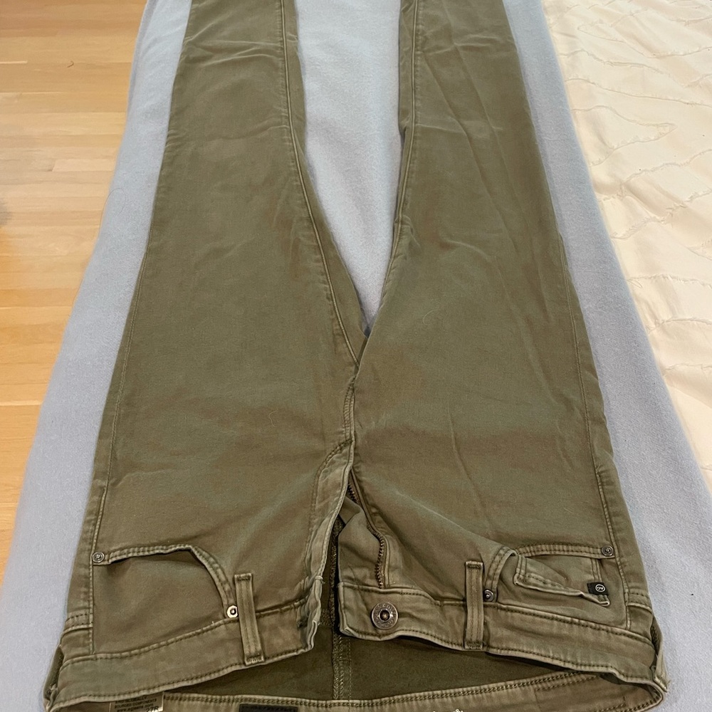 Adriano Goldschmied lightly worn olive green The Prima cigarette leg